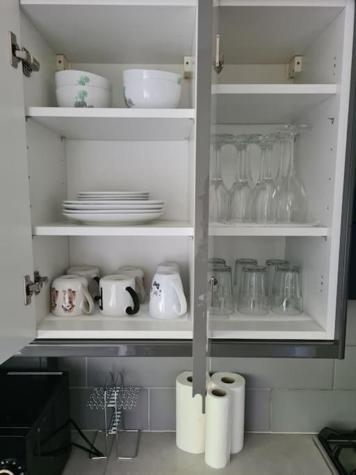 Luxury One Bedroom Flat London Bagian luar foto